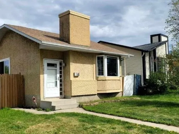 18 Westbend St, Spruce Grove, AB T7X 1W3