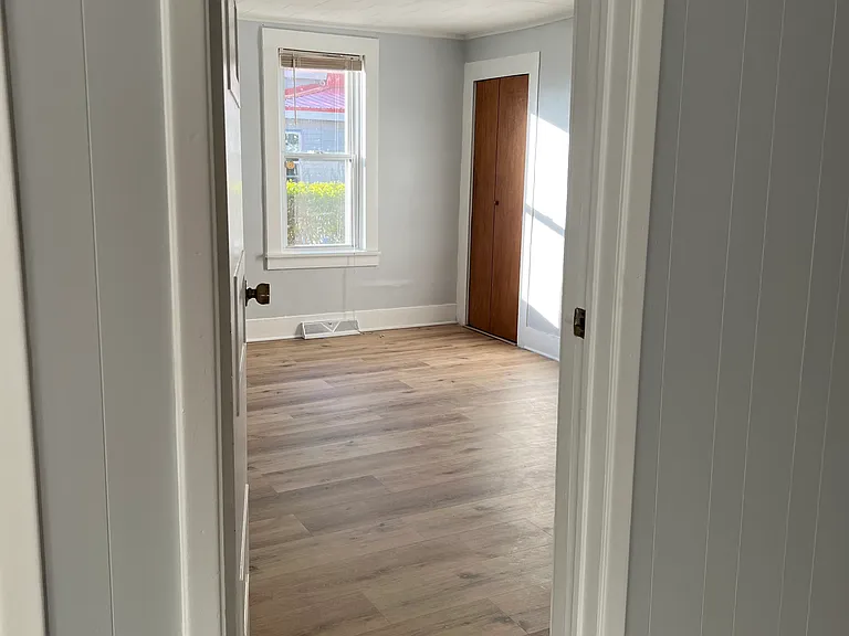 54 N Ermine St #1 — Photo 6