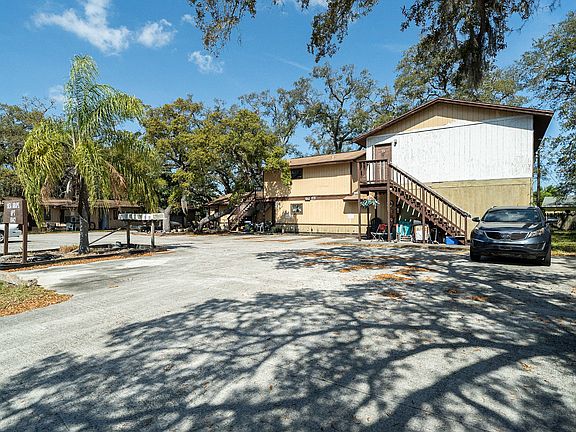3rd image of 1042 Sea Grape Dr #201
