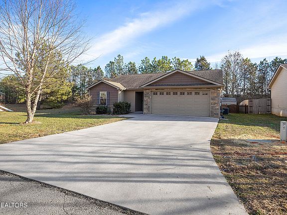 2nd image of 7322 Kennon Park Ln
