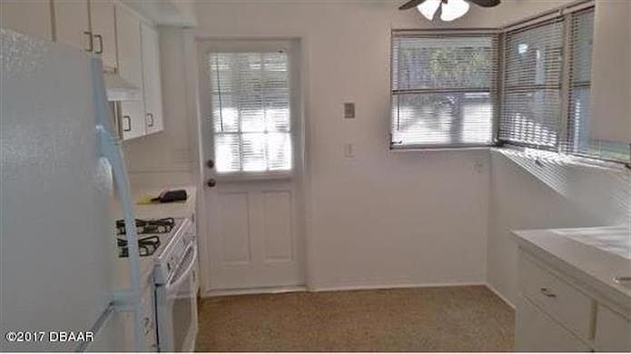 2nd image of 80 Warwick Ave