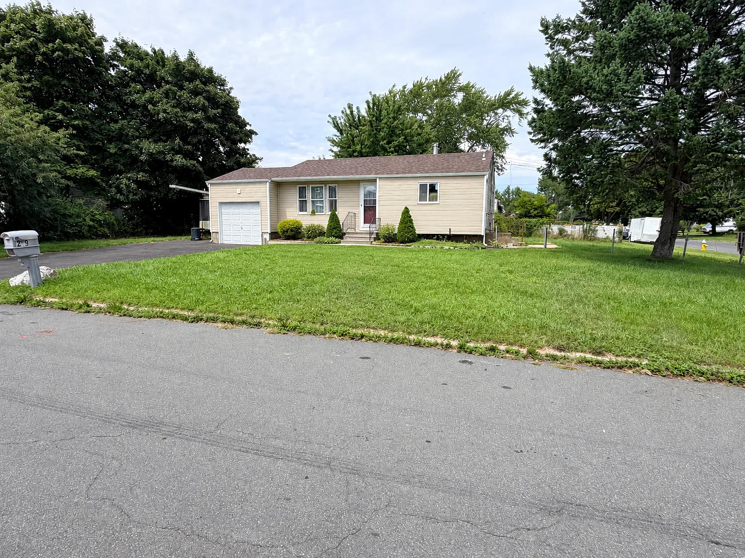 Hampton Ave, East Patchogue — Photo 2