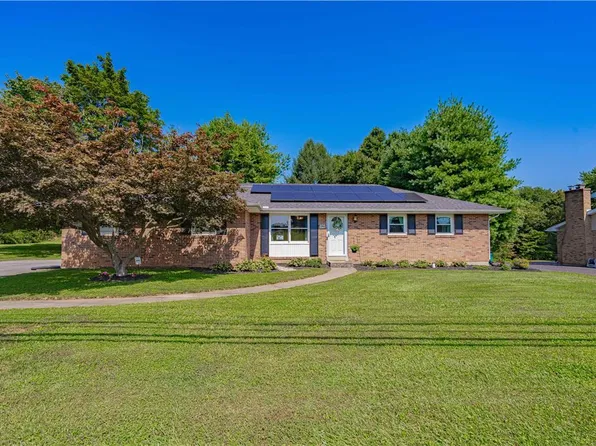 3393 Saint Johns Dr, Whitehall, PA 18052