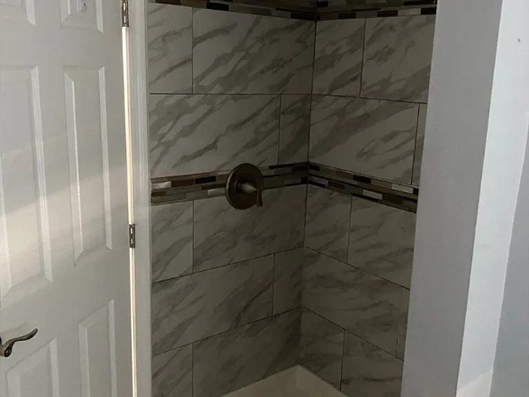 438 Main St #NEW ROOM 600 AVAILA — Photo 6
