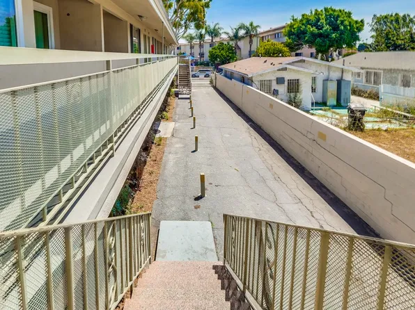 6107 - 6117 11th Ave, 6107-6117 11th Ave #6, Los Angeles, CA 90043