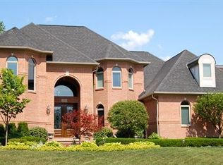 1859 Connolly Dr, Troy, MI