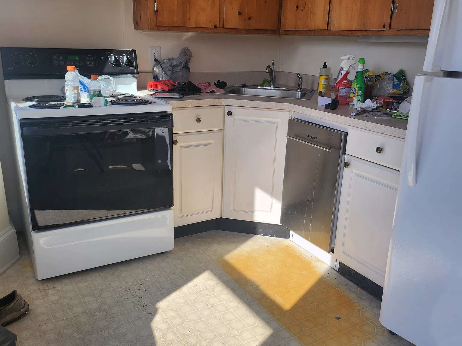 1 bed, 100 sqft, $1,700 — Photo 4