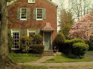 77 Maiden Ln, Kingston, NY 12401