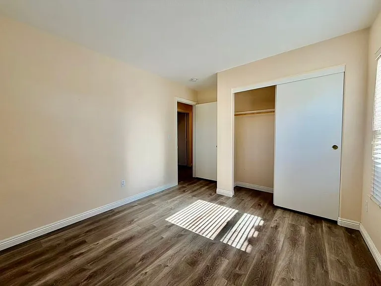 9137 Wine Cellar Ave — Photo 10