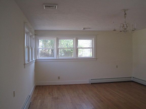 family room facing south