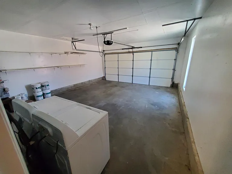 1230 Payne Ct — Photo 2