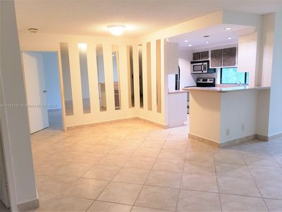 17021 N Bay Rd APT 428, Sunny Isles Beach, FL, 33160