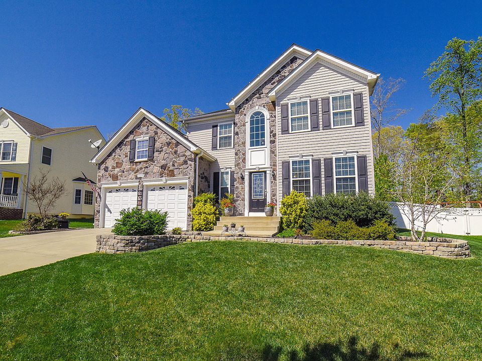 1st image of 24490 Broad Creek Dr