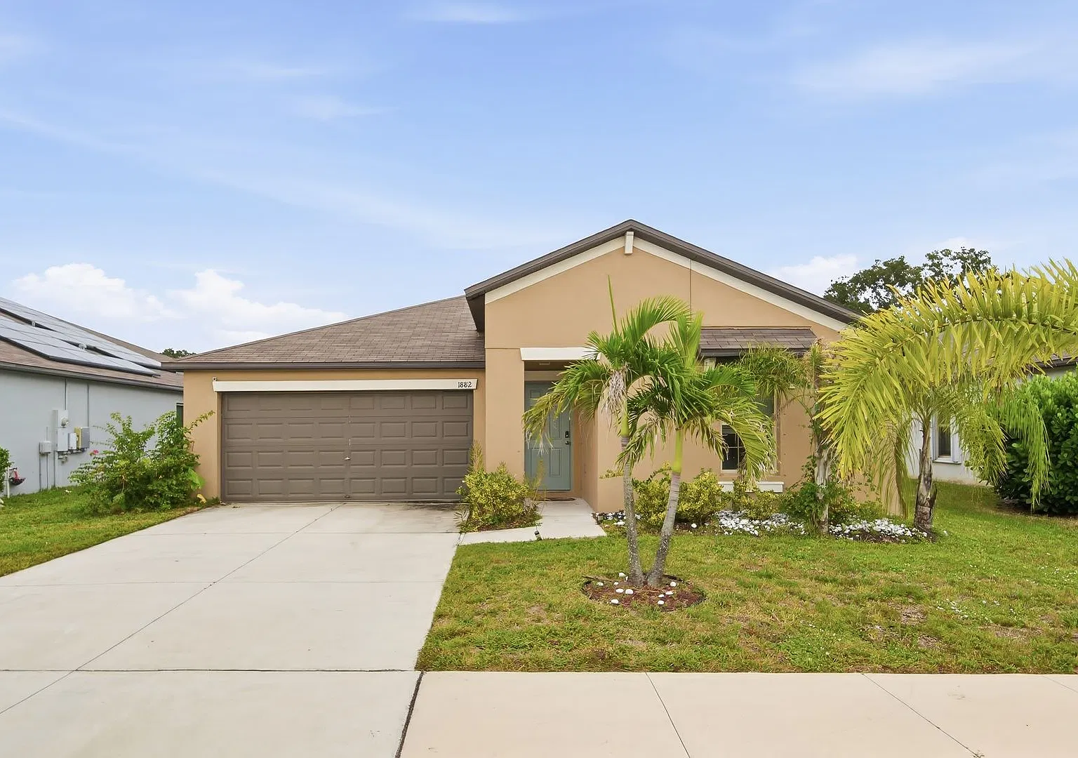 Spacious 3-Bedroom, 2-Bath Home with Community Pool and Lawn Care Included! — Photo 1