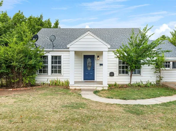 1228 S 14th St, Chickasha, OK 73018