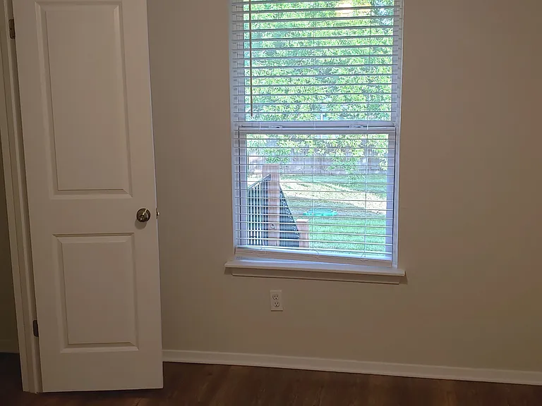 7203 Providence Ave #A — Photo 12