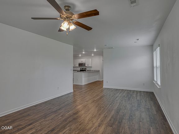 4th image of 426 Alex Jordan Dr