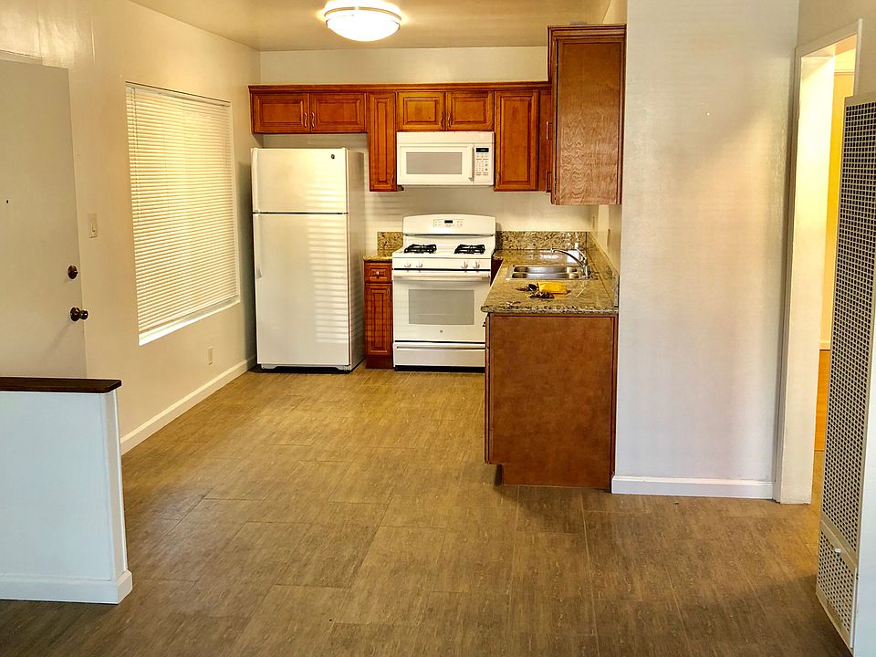 1st image of 116 Quincy Ave APT A