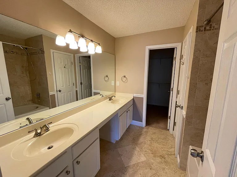 9010 Nesbit Ferry Rd — Photo 11