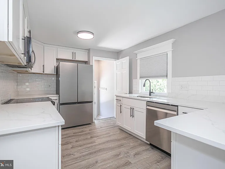 125 Richardson Rd — Photo 9