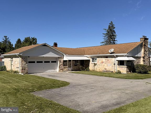 5th image of 1034 Fishburn Rd
