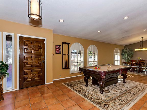 3rd image of 134 W Country Gables Dr