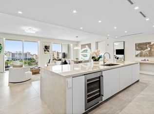 220 SE Mizner Blvd #810, Boca Raton, FL 33432