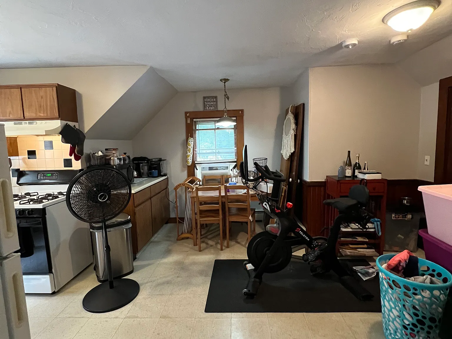 1 bed, 700 sqft, $2,000 — Photo 2