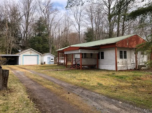 62 Wilson Rd, Central Square, NY 13036