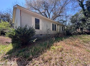 125 Barrett St, Rockingham, NC 28379