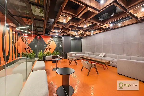 Rented by The KCI Group | media 121