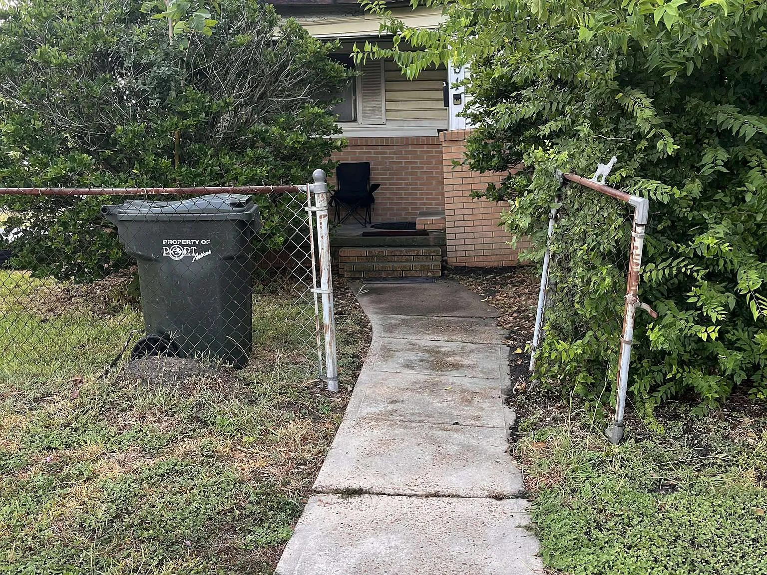 4 bed, 1372 sqft, $4,800 — Photo 2