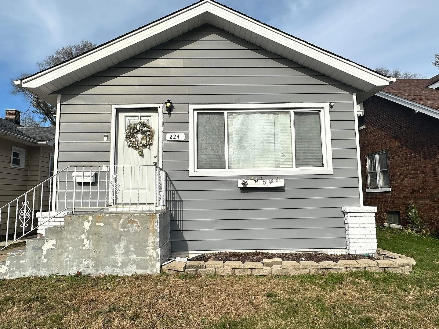 224 Ruth St photo 1