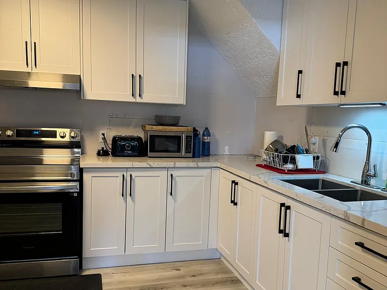 254 Hillside Dr #BASEMENT — Photo 11