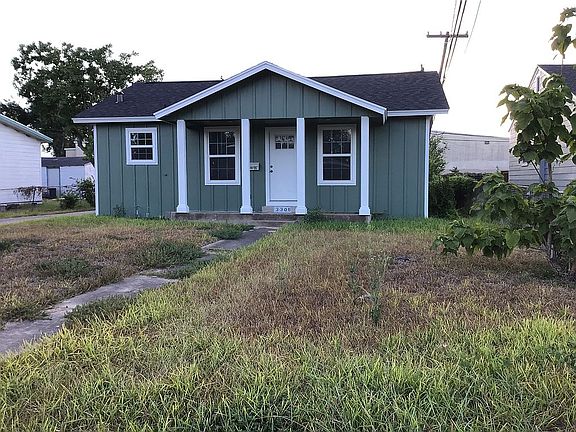 2nd image of 3306 Churchill Dr