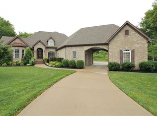 127 Stonewood Ct, Smyrna, TN 37167