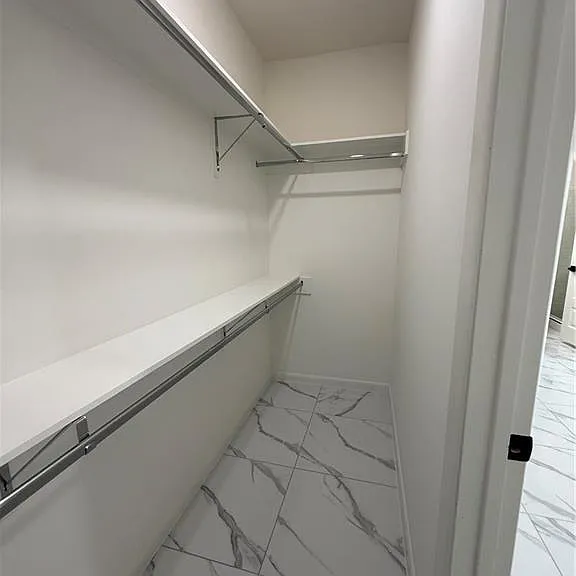 1215 Rosewood Ln #2 — Photo 12