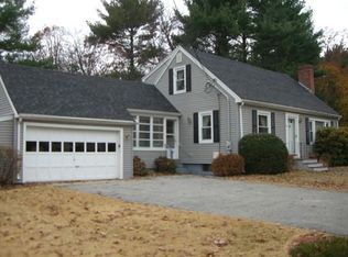 16 College Rd, Burlington, MA 01803