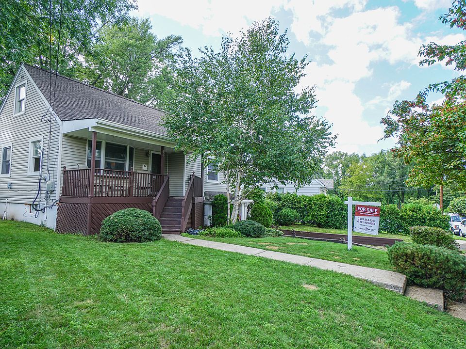 1st image of 63 Birchwood Dr