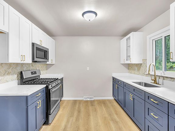 3rd image of 5464 Osage Ave