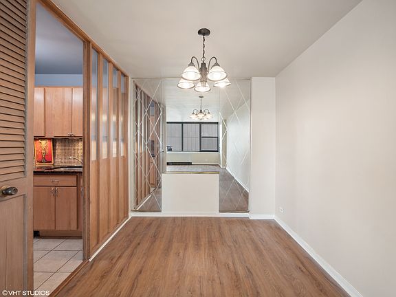 4th image of 3440 N Lake Shore Dr APT 9E