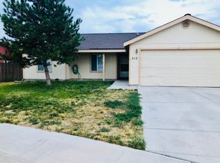 202 Rosecrest Dr, Fernley, NV