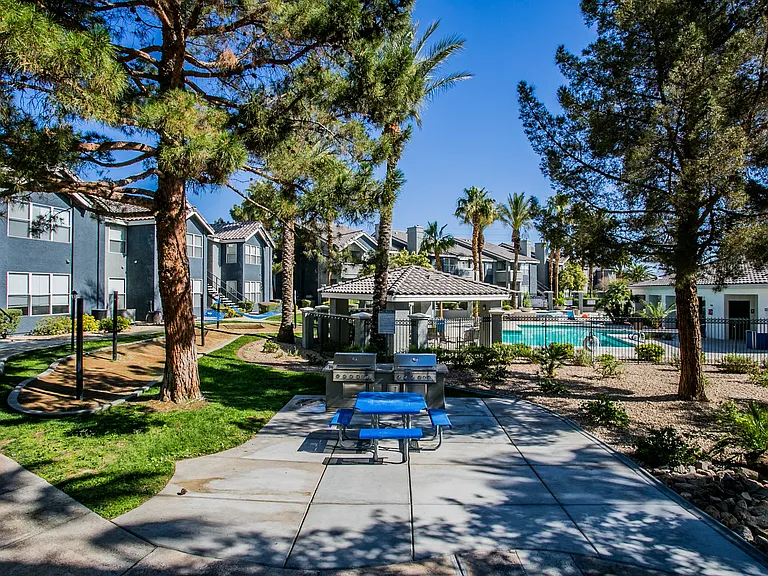 The Layne at Peccole Ranch — Photo 35