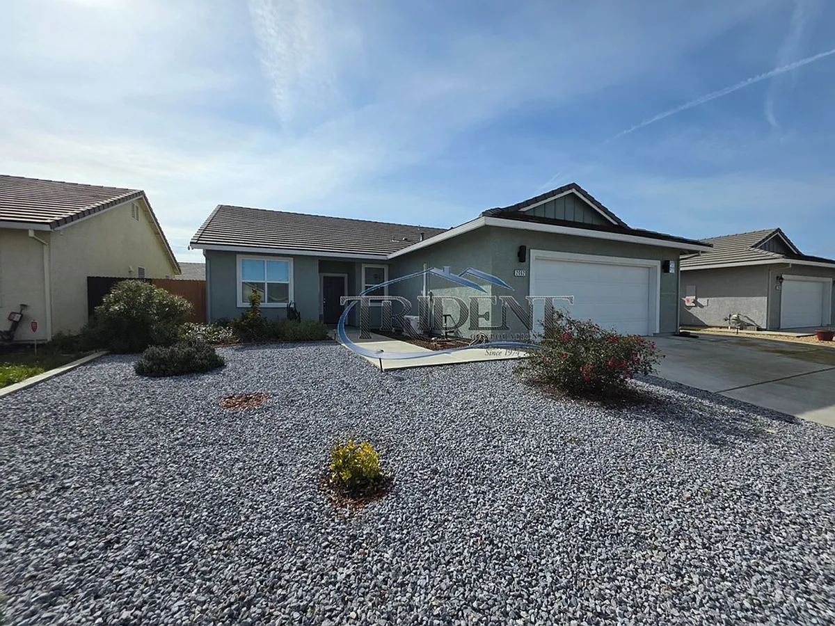 Building Photo - 2062 River Rock Dr