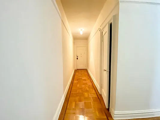 Rented by EastMount Realty LLC | media 18