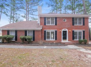9908 Point View Dr, Jonesboro, GA 30238