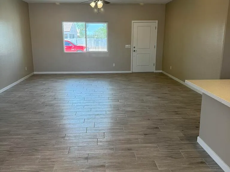 15235 S Country Club Dr — Photo 28