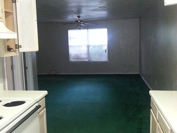 Downstairs Kitchen & Large Living Room