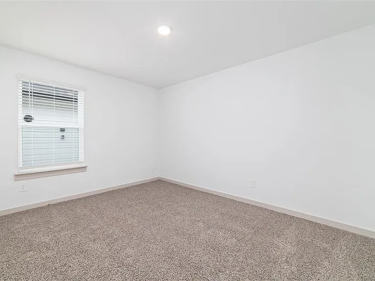 7207 Sunbreeze Ln — Photo 24