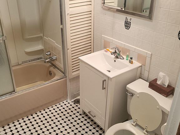 5th image of 3749 W Belden Ave #2